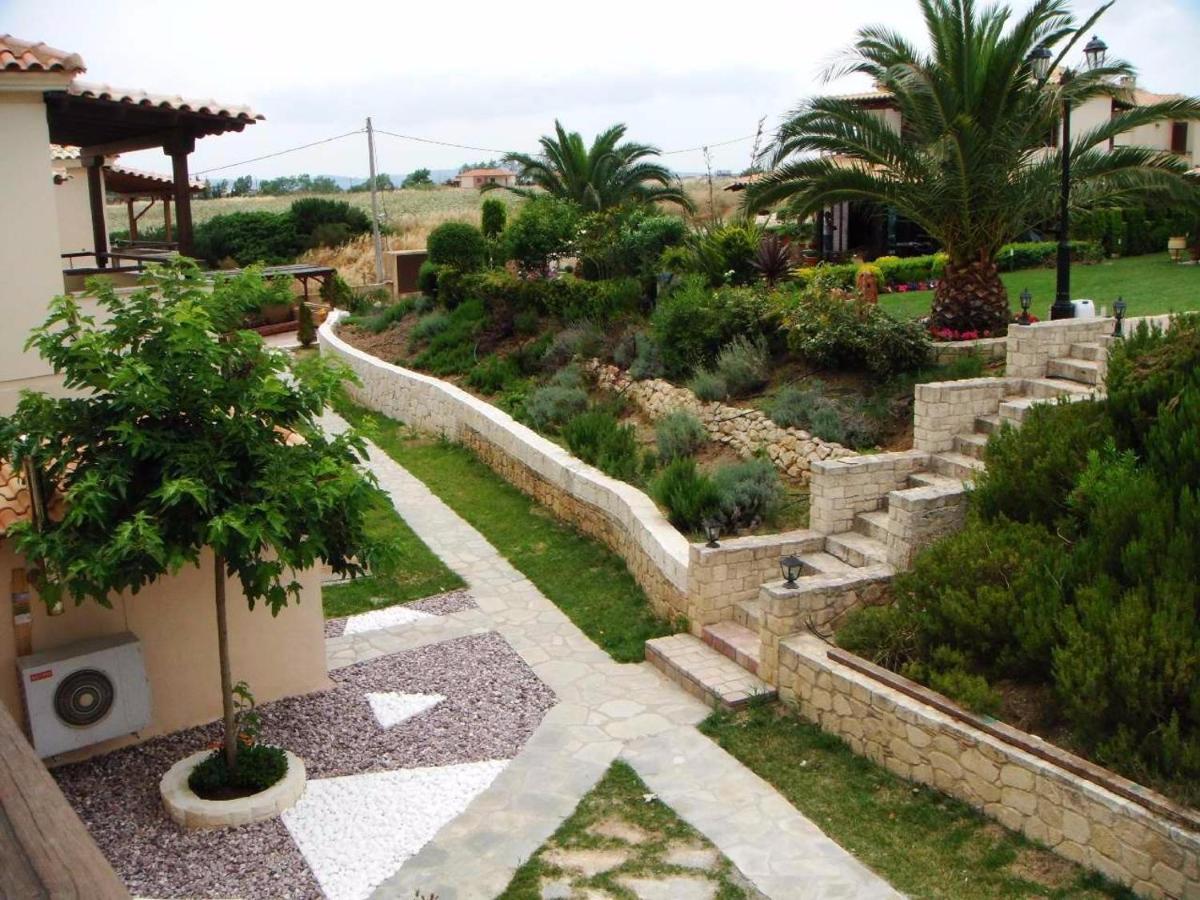 Porto Thea Alexandra Shared Pool Villa, Afytos Exterior foto