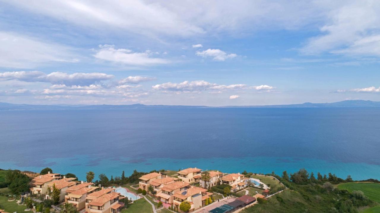 Porto Thea Alexandra Shared Pool Villa, Afytos Exterior foto